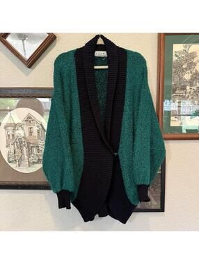 Vintage 70s/80s Hand-Knit Sweater Evian LTD Long Fairy Garden Cardigan Sz Large